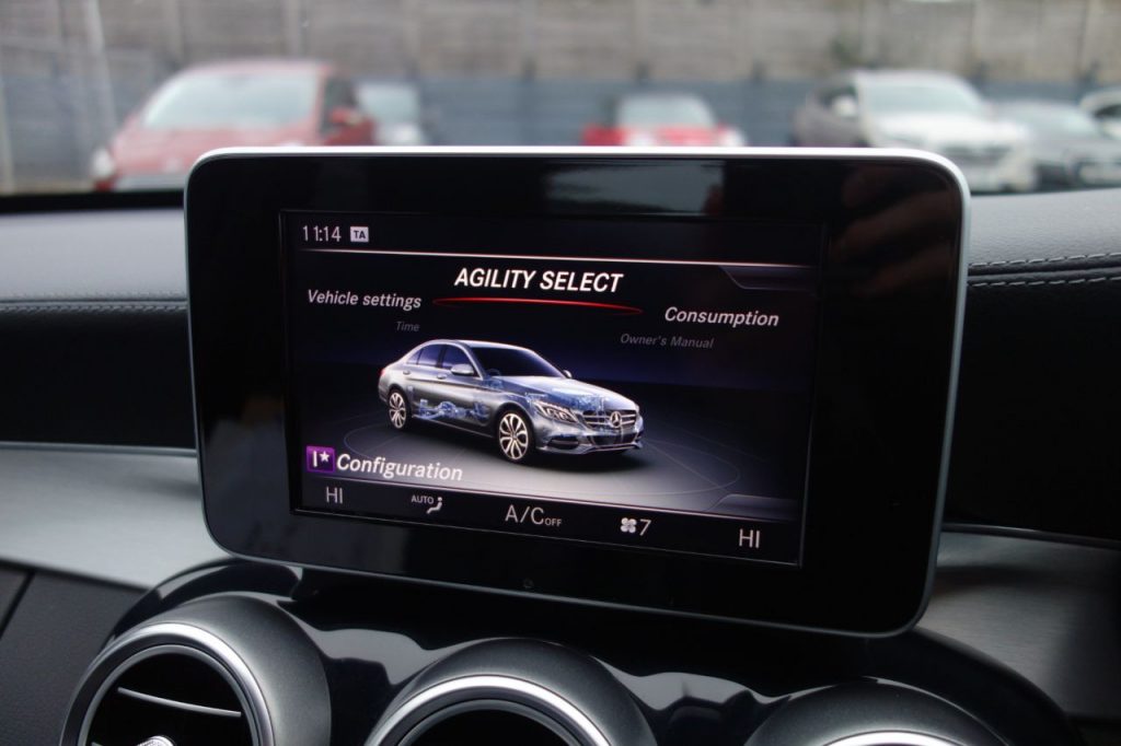 Used_2015_GREY_MERCEDES-BENZ_C-CLASS_1