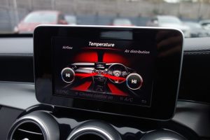 Used_2015_GREY_MERCEDES-BENZ_C-CLASS_1