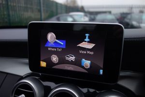 Used_2015_GREY_MERCEDES-BENZ_C-CLASS_1