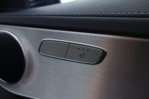Used_2015_GREY_MERCEDES-BENZ_C-CLASS_1