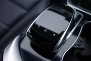 Used_2015_GREY_MERCEDES-BENZ_C-CLASS_1
