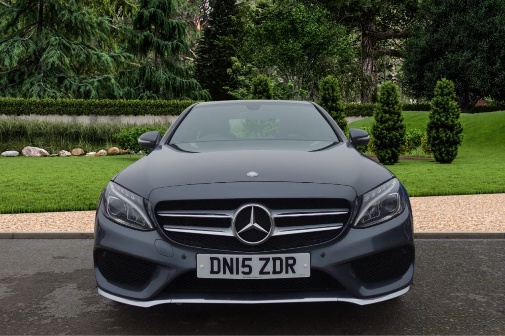 Used_2015_GREY_MERCEDES-BENZ_C-CLASS_1