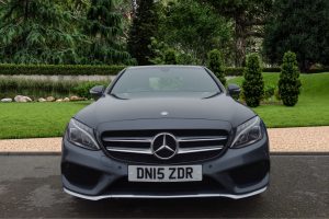 Used_2015_GREY_MERCEDES-BENZ_C-CLASS_1