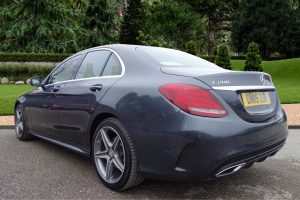 Used_2015_GREY_MERCEDES-BENZ_C-CLASS_1