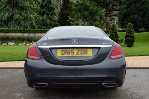 Used_2015_GREY_MERCEDES-BENZ_C-CLASS_1