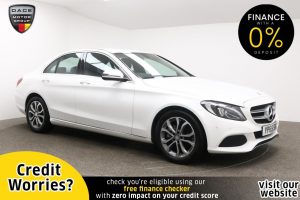 Used 2015 WHITE MERCEDES-BENZ C-CLASS Saloon 2.0 C200 SPORT 4d 184 BHP (reg. 2015-12-22) for sale in Manchester