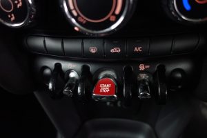 Used_2016_BLACK_MINI_HATCH-COOPER_1