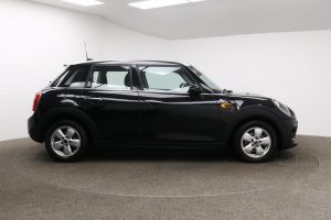 Used_2016_BLACK_MINI_HATCH-COOPER_1
