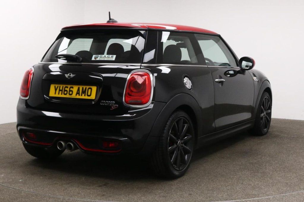Used_2016_BLACK_MINI_HATCH-COOPER_2