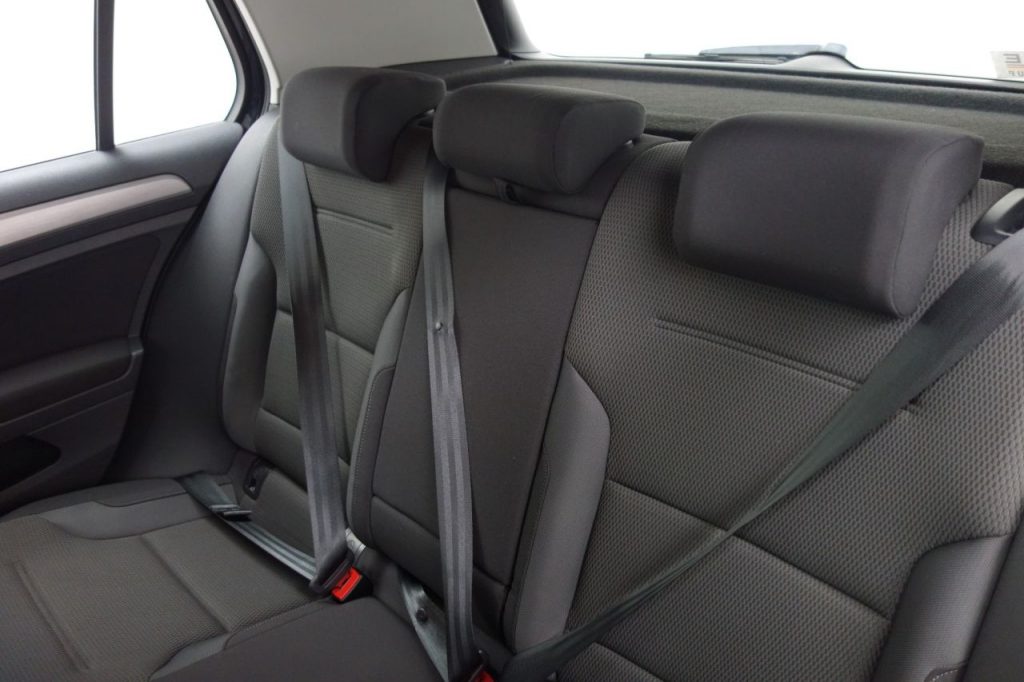 Used_2016_BLACK_VOLKSWAGEN_GOLF_1