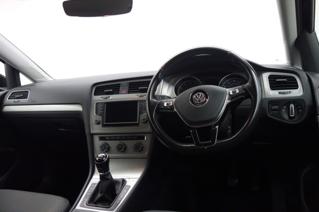 Used_2016_BLACK_VOLKSWAGEN_GOLF_1