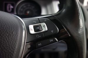 Used_2016_BLACK_VOLKSWAGEN_GOLF_1