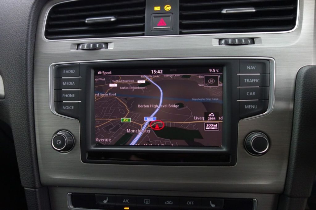 Used_2016_BLACK_VOLKSWAGEN_GOLF_1