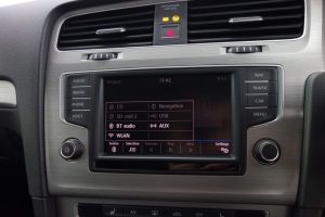 Used_2016_BLACK_VOLKSWAGEN_GOLF_1
