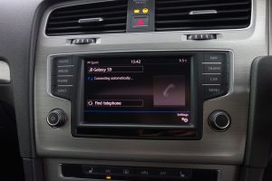 Used_2016_BLACK_VOLKSWAGEN_GOLF_1
