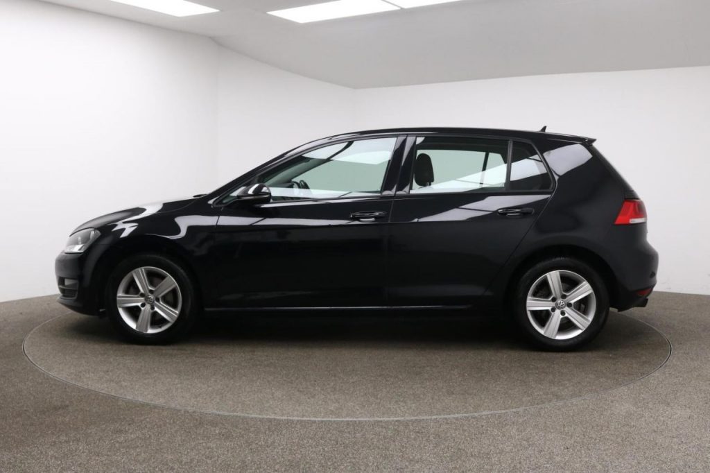 Used_2016_BLACK_VOLKSWAGEN_GOLF_1