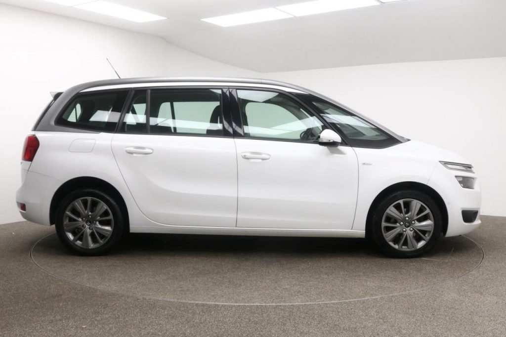 Used_2016_WHITE_CITROEN_C4-GRAND-PICASSO_1