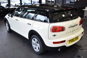 Used_2016_WHITE_MINI_CLUBMAN_2