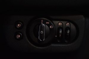 Used_2016_WHITE_MINI_CLUBMAN_2