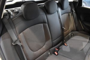Used_2016_WHITE_MINI_CLUBMAN_2