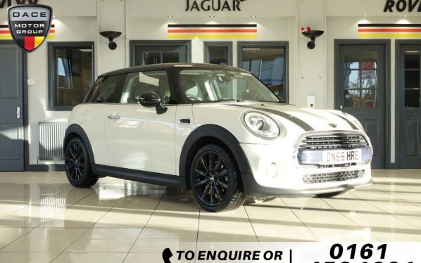 Used 2016 WHITE MINI HATCH COOPER Hatchback 1.5 COOPER D 3d 114 BHP (reg. 2016-09-30) for sale in Wilmslow