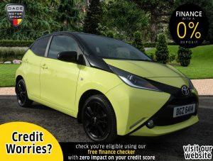 Used 2016 YELLOW TOYOTA AYGO Hatchback 1.0 VVT-I X-CITE 3 X-SHIFT 5d AUTO 69 BHP (reg. 2016-09-29) for sale in Stockport