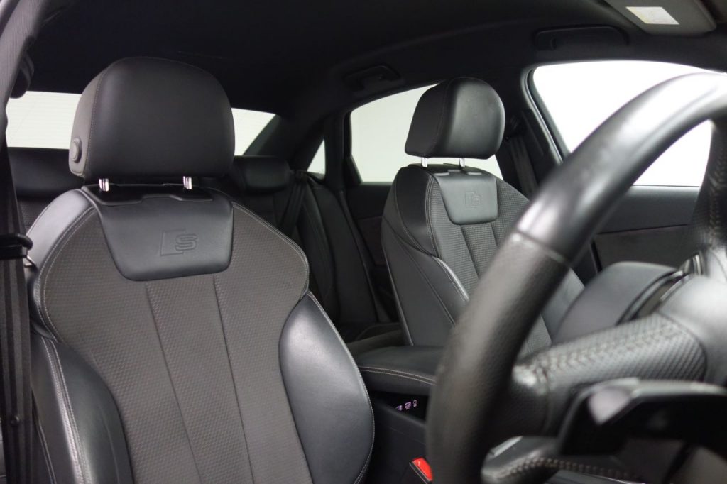 Used_2017_BLACK_AUDI_A4_3