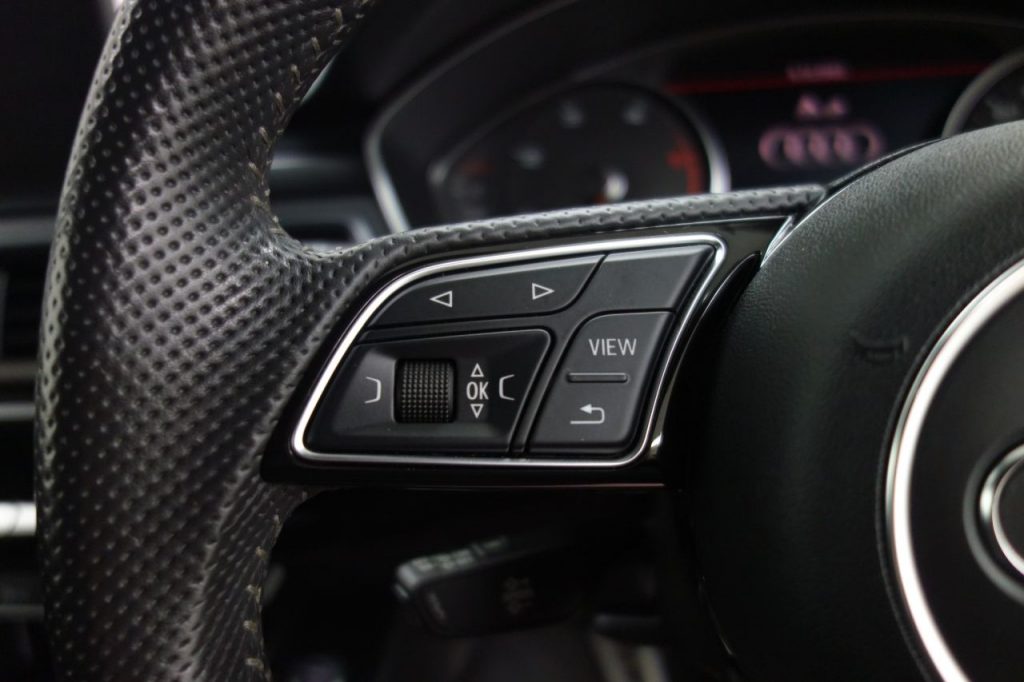 Used_2017_BLACK_AUDI_A4_3