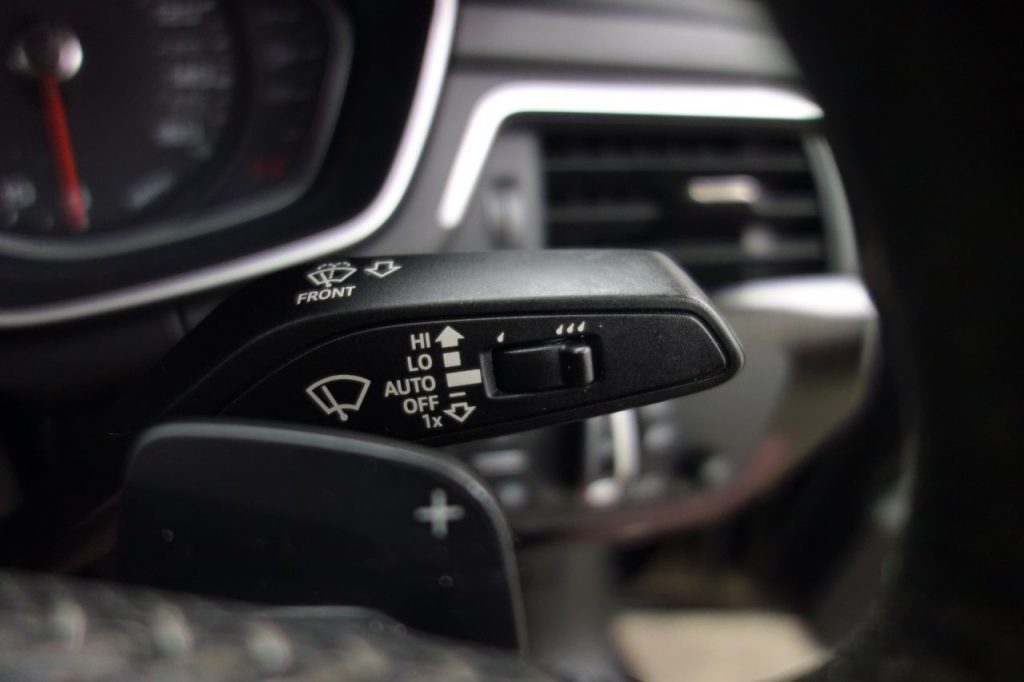 Used_2017_BLACK_AUDI_A4_3