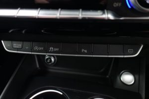 Used_2017_BLACK_AUDI_A4_3
