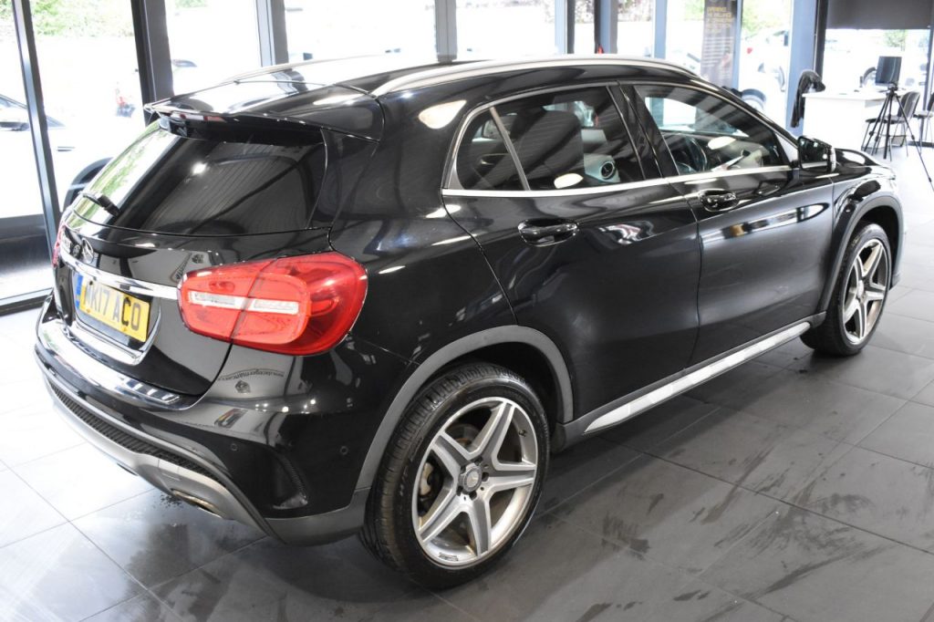 Used_2017_BLACK_MERCEDES-BENZ_GLA-CLASS_1