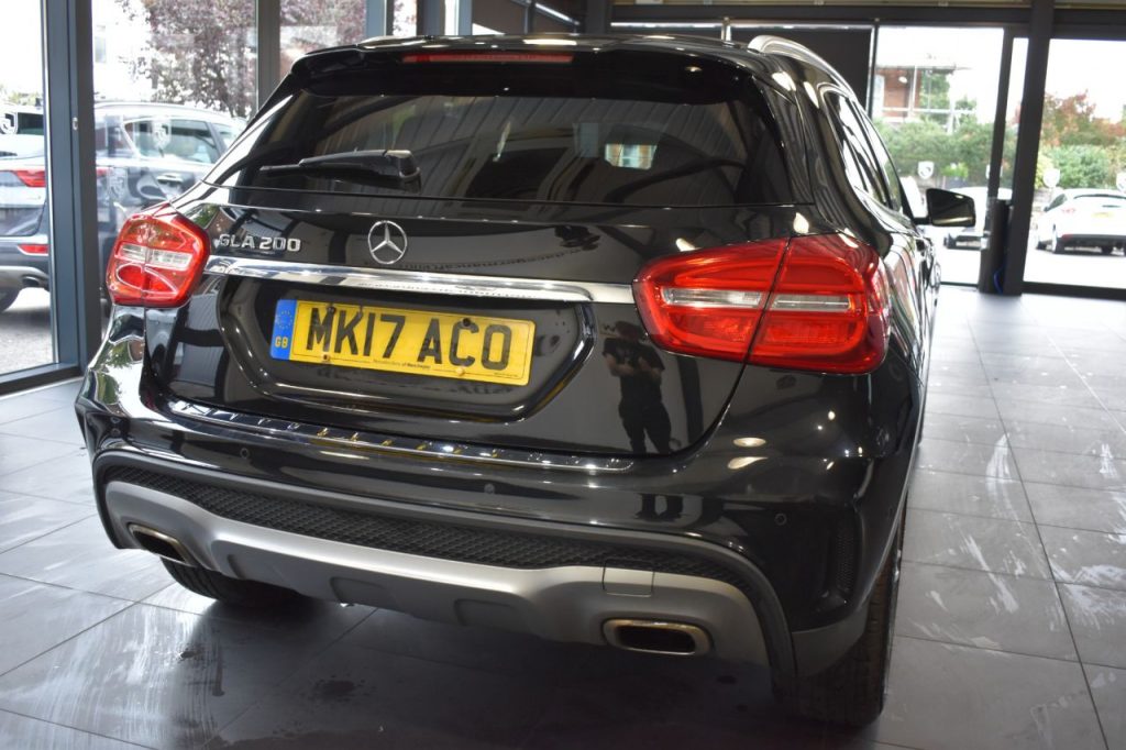 Used_2017_BLACK_MERCEDES-BENZ_GLA-CLASS_1