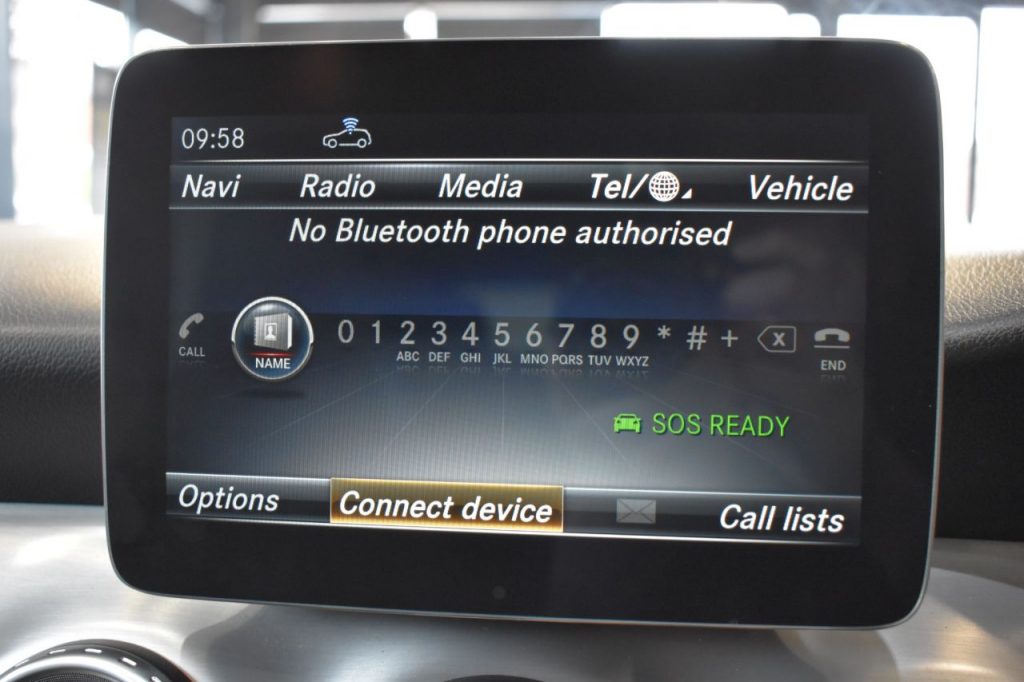 Used_2017_BLACK_MERCEDES-BENZ_GLA-CLASS_1