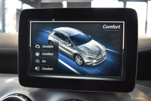 Used_2017_BLACK_MERCEDES-BENZ_GLA-CLASS_1