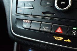 Used_2017_BLACK_MERCEDES-BENZ_GLA-CLASS_1