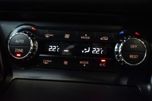 Used_2017_BLACK_MERCEDES-BENZ_GLA-CLASS_1