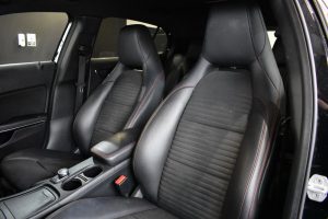 Used_2017_BLACK_MERCEDES-BENZ_GLA-CLASS_1