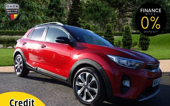 Used 2017 RED KIA STONIC Hatchback 1.6 CRDI FIRST EDITION 5d 108 BHP (reg. 2017-12-09) for sale in Stockport