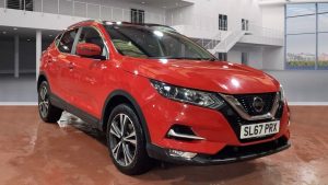 Used 2017 RED NISSAN QASHQAI Hatchback 1.5 N-CONNECTA DCI 5d 108 BHP ( NEW SHAPE ) (reg. 2017-12-06) for sale in Stockport