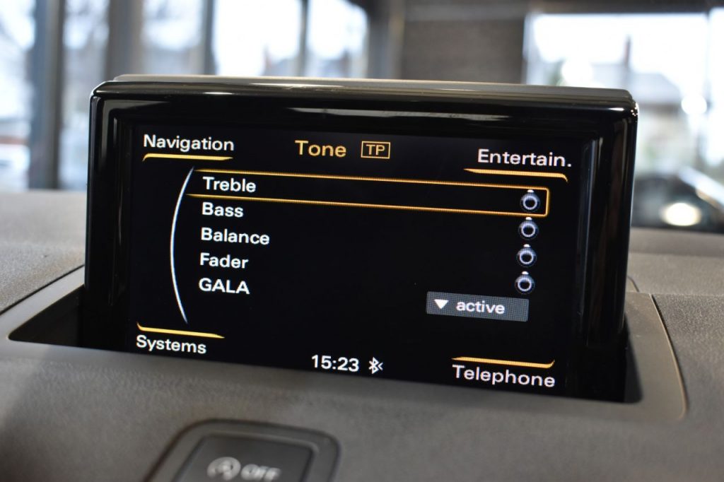 Used_2018_BLACK_AUDI_A1_1