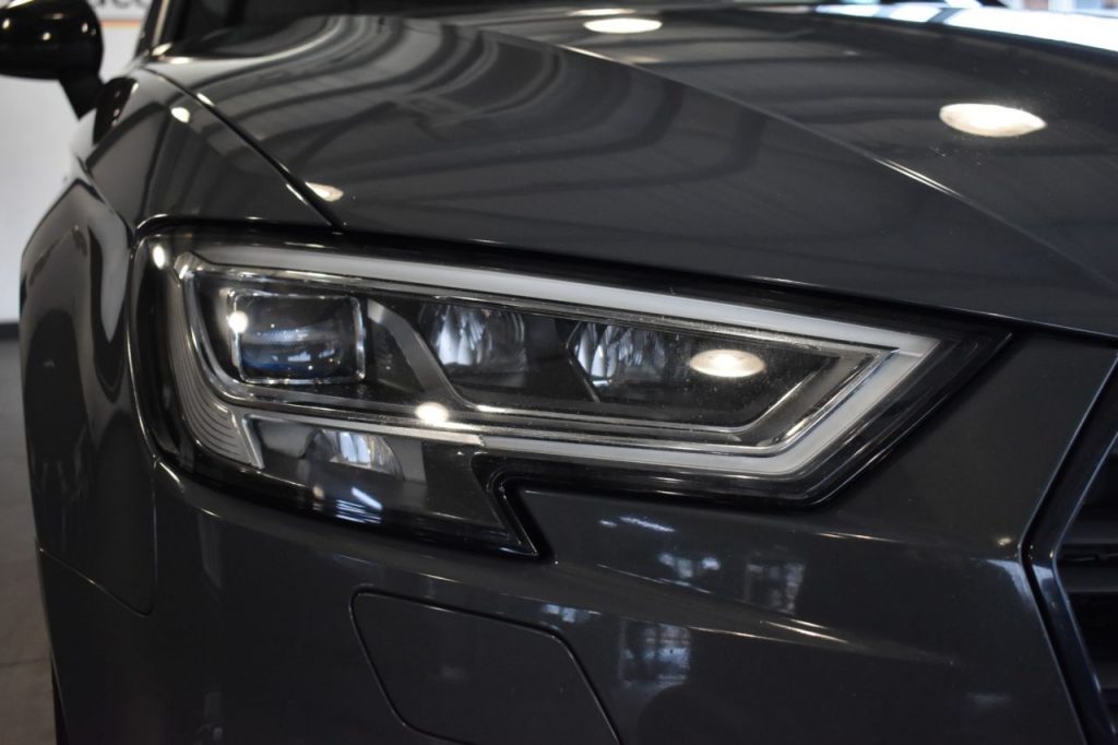 Used_2018_GREY_AUDI_A3_1
