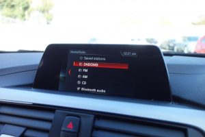 Used_2018_GREY_BMW_3-SERIES_2