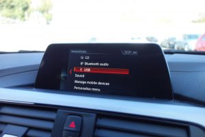 Used_2018_GREY_BMW_3-SERIES_2
