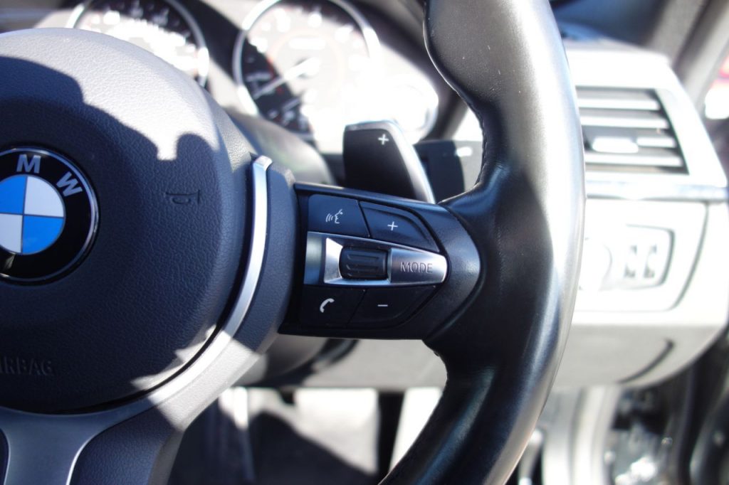 Used_2018_GREY_BMW_3-SERIES_2
