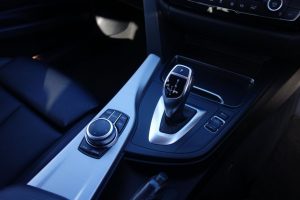 Used_2018_GREY_BMW_3-SERIES_2
