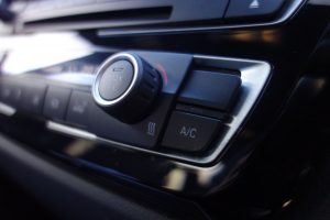 Used_2018_GREY_BMW_3-SERIES_2