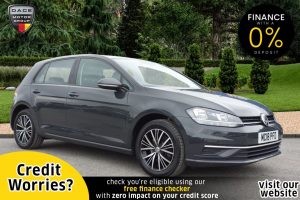 Used 2018 GREY VOLKSWAGEN GOLF Hatchback 2.0 SE TDI BLUEMOTION TECHNOLOGY 5d 148 BHP (reg. 2018-08-15) for sale in Stockport