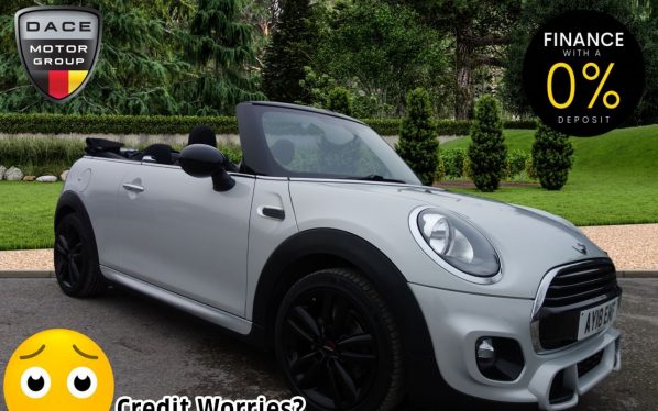 Used 2018 SILVER MINI CONVERTIBLE Convertible 1.5 COOPER 2d 134 BHP (reg. 2018-03-25) for sale in Stockport