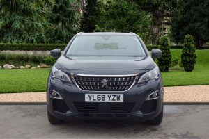 Used_2019_GREY_PEUGEOT_3008_1