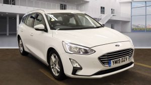 Used 2019 WHITE FORD FOCUS Estate 1.5 ZETEC TDCI 5d 119 BHP (reg. 2019-04-30) for sale in Stockport